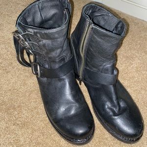 Frye Boots Women’s Size 8.5